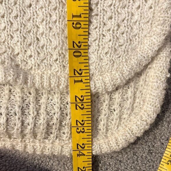 Ann Taylor Mohair Wool Blend Cream Long Sleeve Knit Sweater. Size Small - Picture 7 of 7